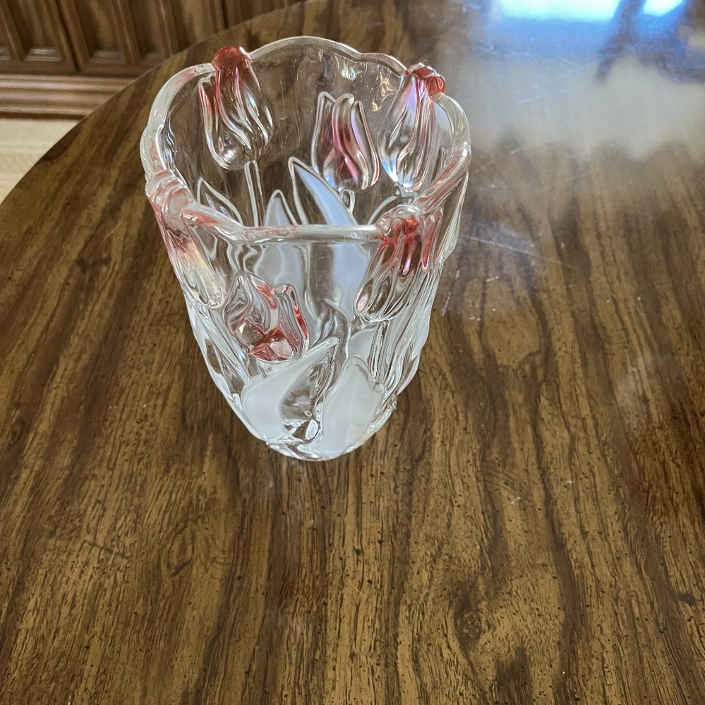 Mikasa Red Tulips Embossed Floral Vase